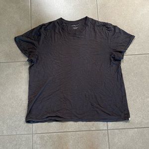 Taylor Stitch gray t-shirt